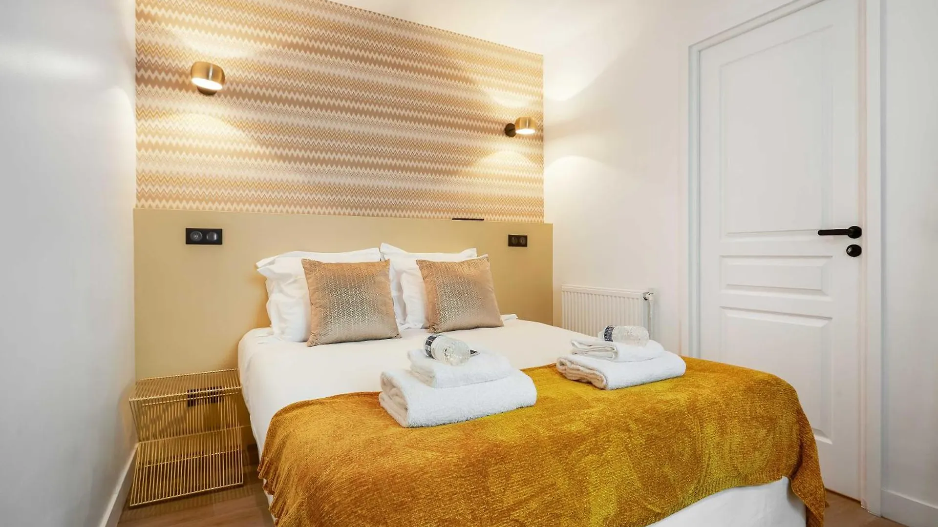 Elegant - 2bd - 8p - Eiffel Tower *